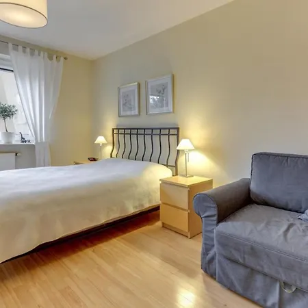 Kameralny Apartament Victus Z Balkonem By Noclegi Renters *