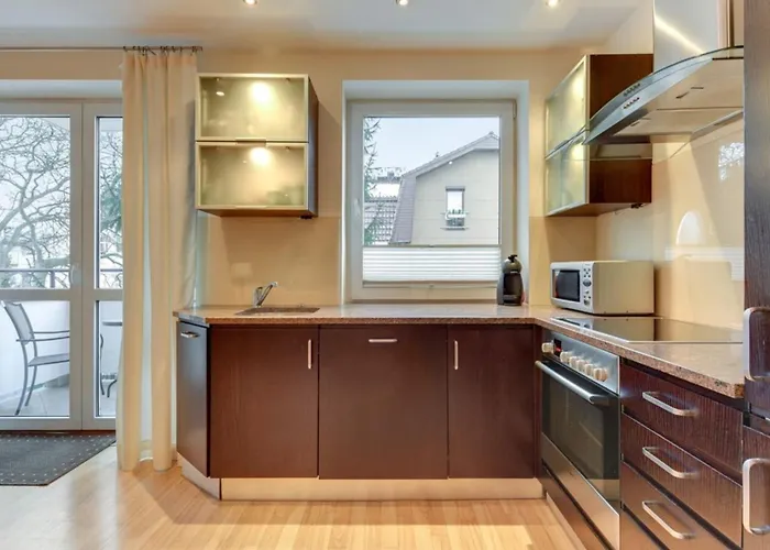 Kameralny Apartament Victus Z Balkonem By Noclegi Renters *